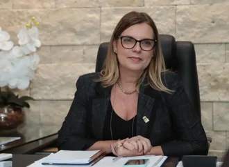 Deputada Claudia Lelis destina R$ 200 mil para reforçar a saúde municipal de Natividade